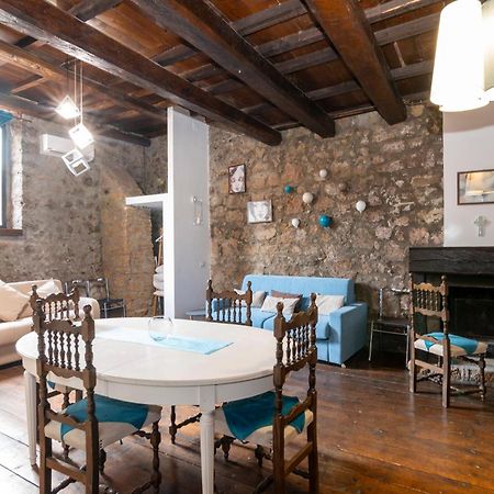 Maison Della Cattedrale Sutri Bagian luar foto