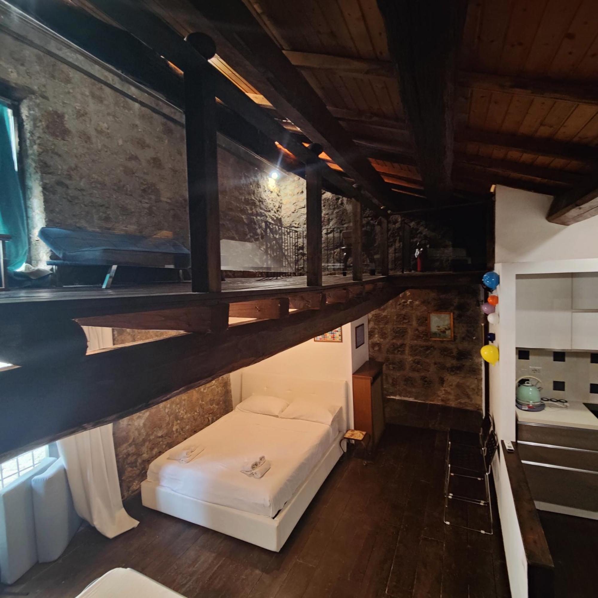 Maison Della Cattedrale Sutri Bagian luar foto