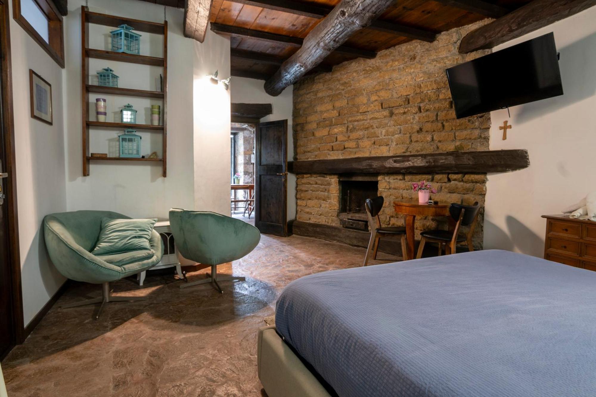 Maison Della Cattedrale Sutri Bagian luar foto
