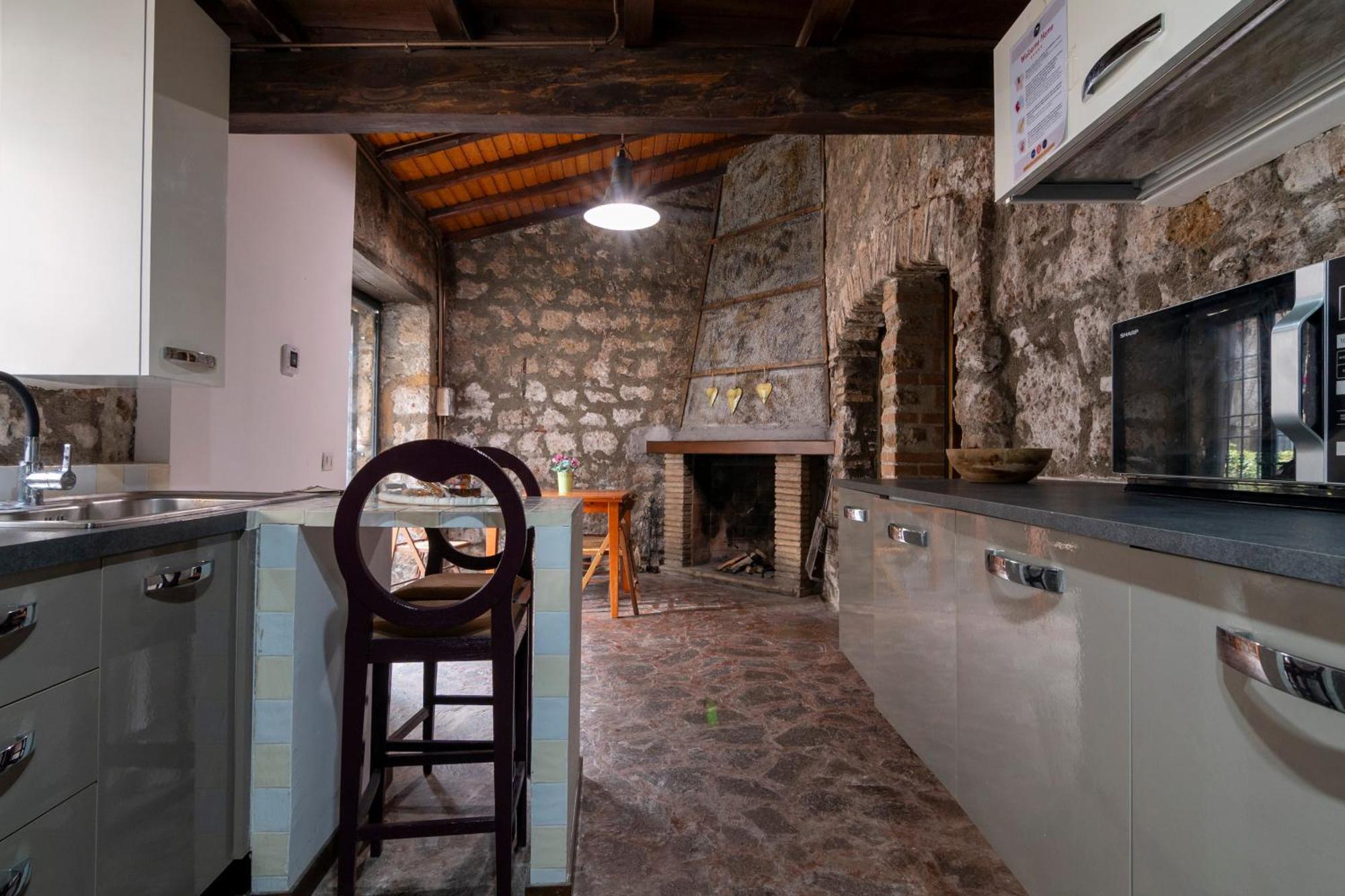 Maison Della Cattedrale Sutri Bagian luar foto