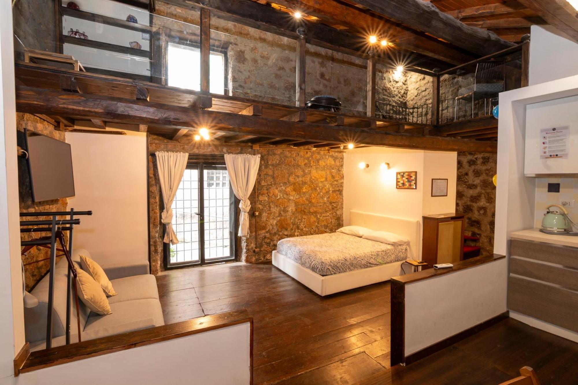 Maison Della Cattedrale Sutri Bagian luar foto